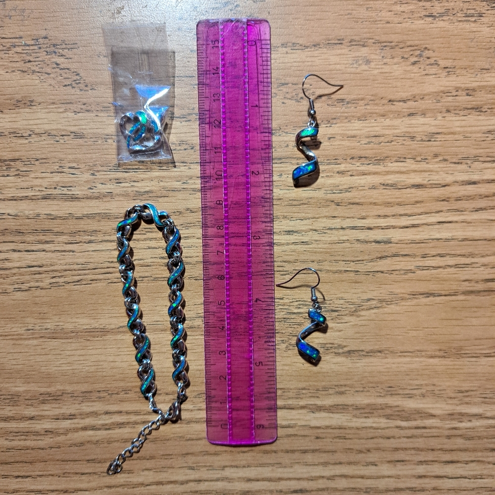 Matching Jewelry Set - Picture 7 of 15